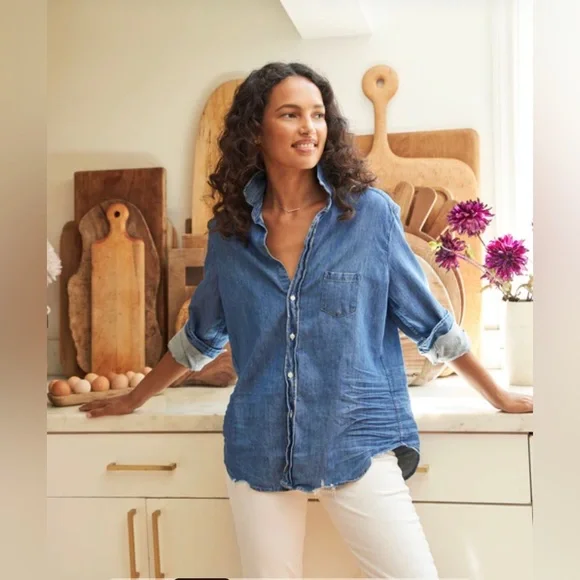 NEW Frank & Eileen Famous Denim Eileen Relaxed Shirt Vintage Stonewashed S - Picture 1 of 8